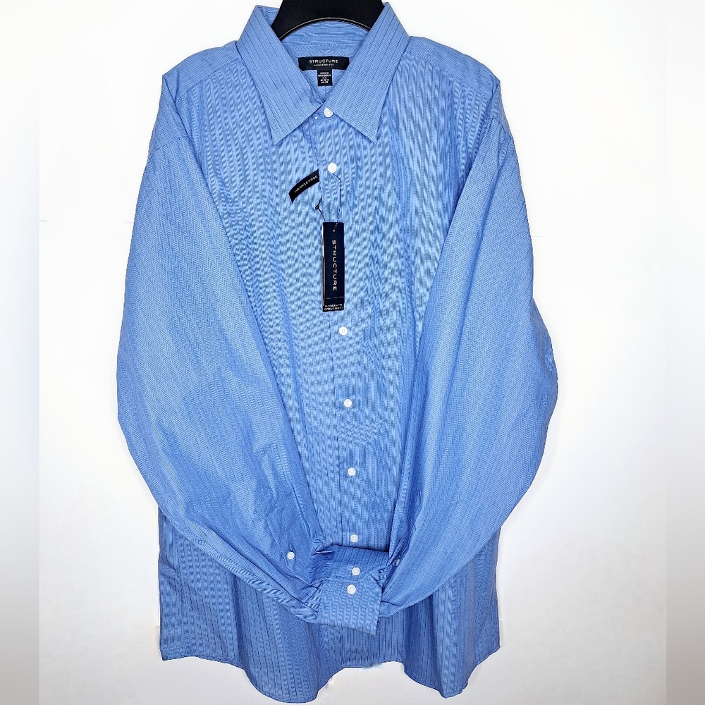 NWT Structure"The Structured Office" Preppy core, wrinkle free,button-down shirt